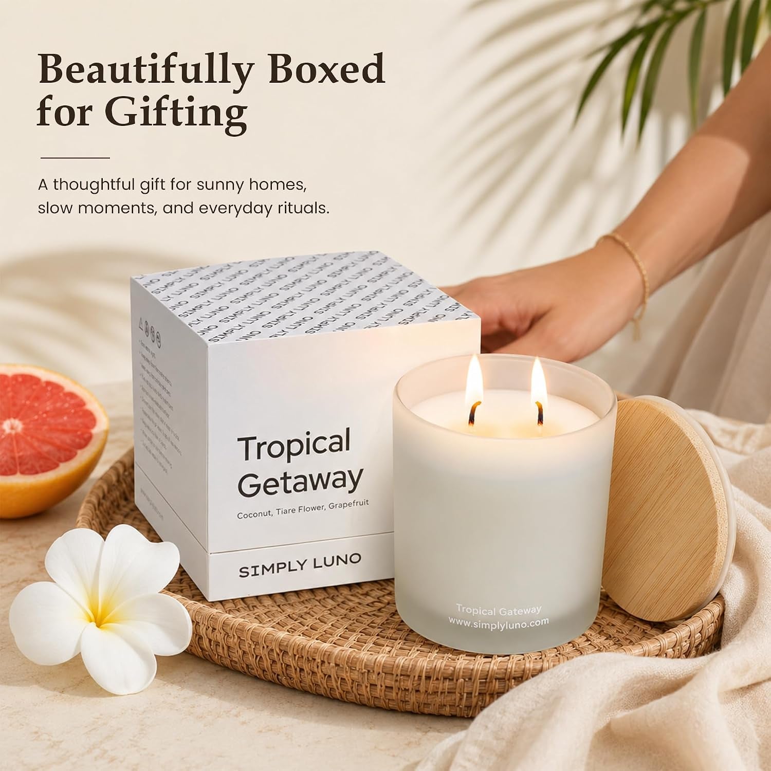Tropical Getaway Coconut & Grapefruit Candle — 14Oz Soy